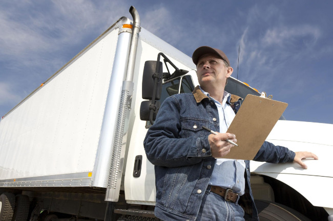 Top 30 Truck Driving Tips From Experienced Truck Drivers